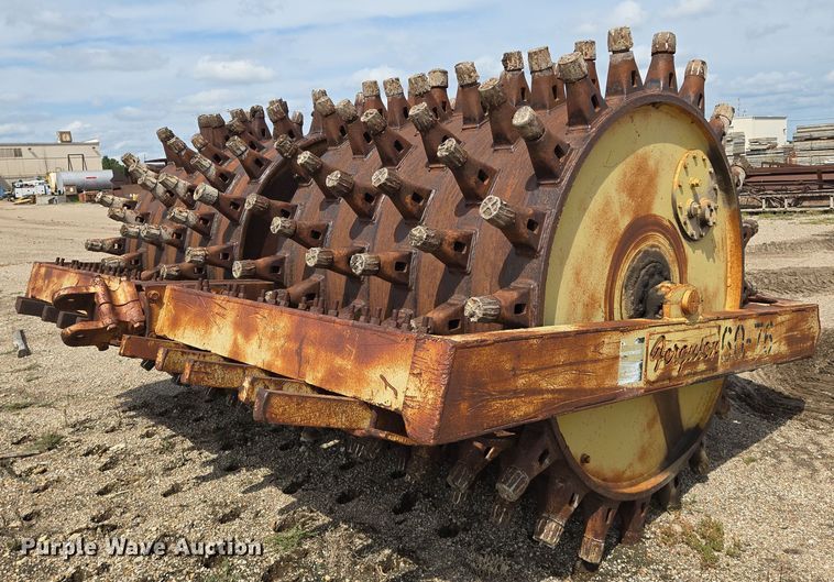 image for item EN8456 Ferguson MOD.120RE double drum wedge foot roller