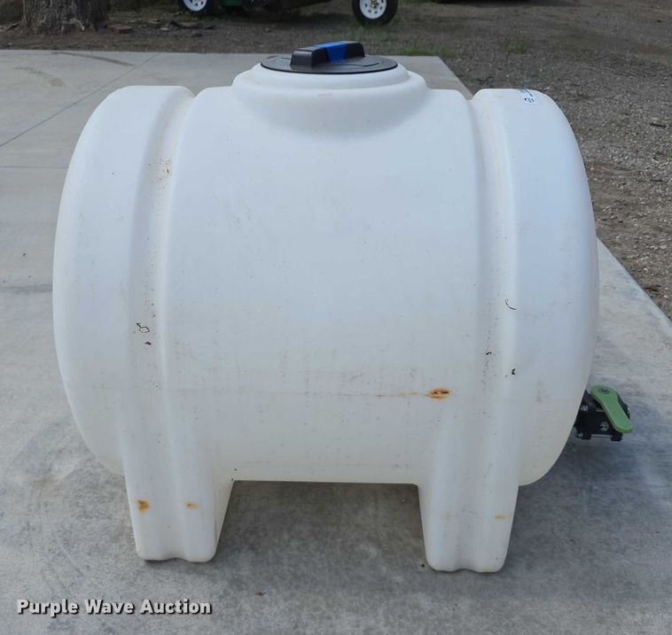 image for item EO1609 Poly tank