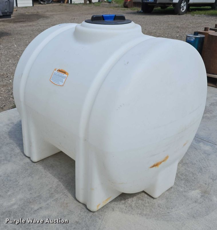 image for item EO1609 Poly tank