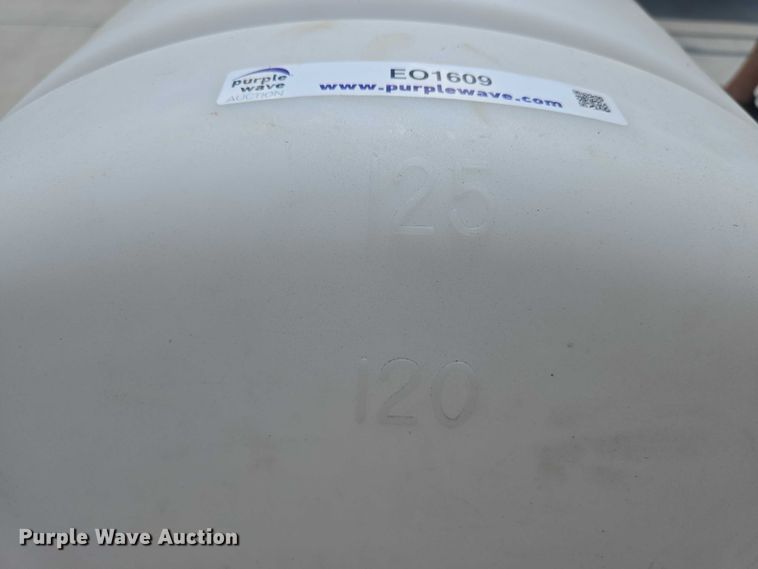 image for item EO1609 Poly tank