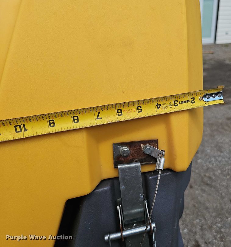 image for item EO1611 2013 Atlas Copco XAS 185 JD air compressor
