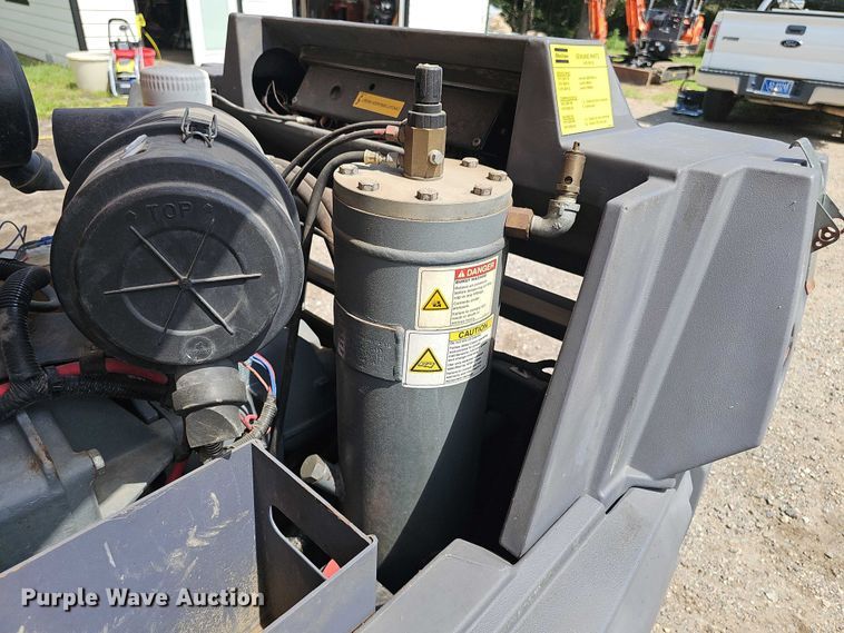 image for item EO1611 2013 Atlas Copco XAS 185 JD air compressor