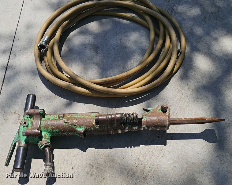 image for item EO1611 2013 Atlas Copco XAS 185 JD air compressor