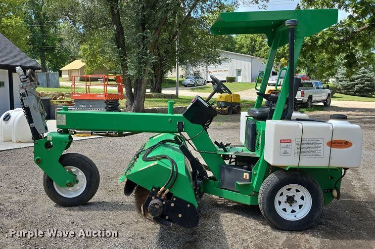 image for item EO1612 Lay-Mor SM300 broom