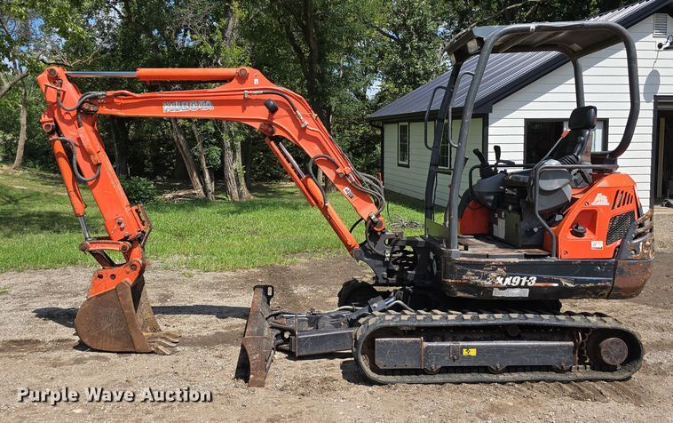 image for item EO1613 2013 Kubota KX91-3S mini excavator