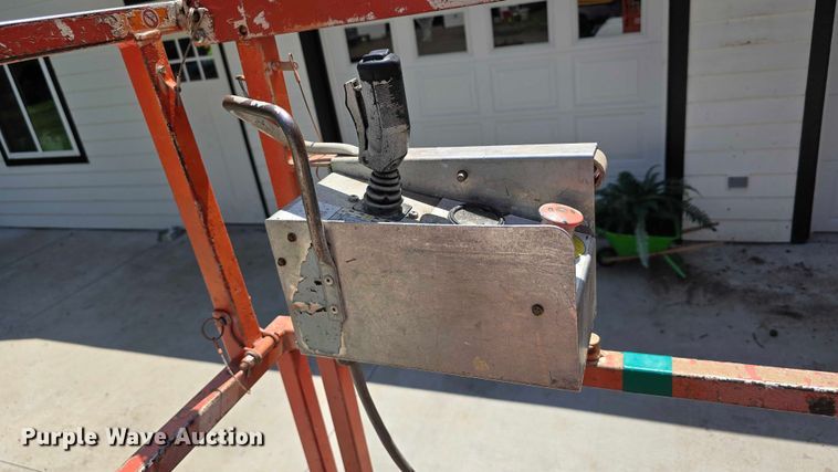 image for item EO1614 2015 SkyJack  SJIII 4626 scissor lift