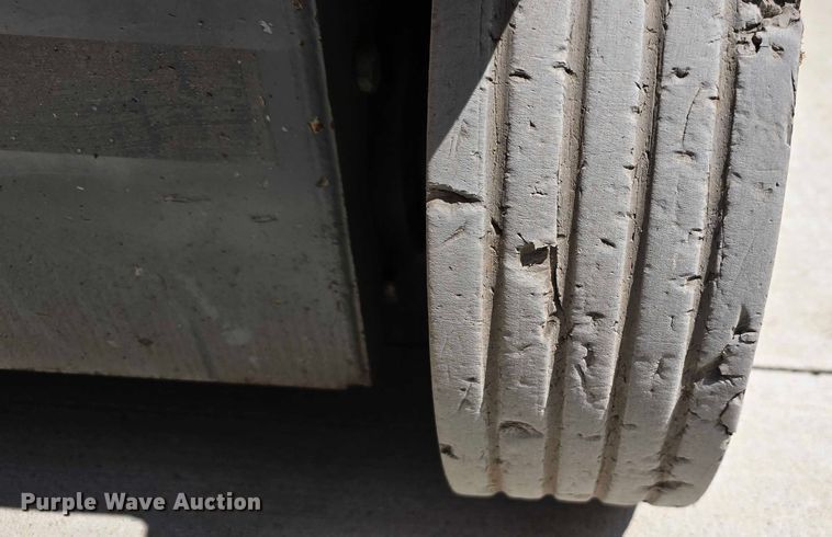 image for item EO1614 2015 SkyJack  SJIII 4626 scissor lift