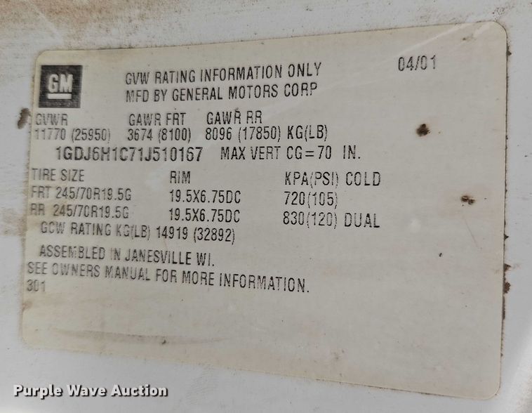 image for item EO4599 2001 GMC C6500 utility / service truck