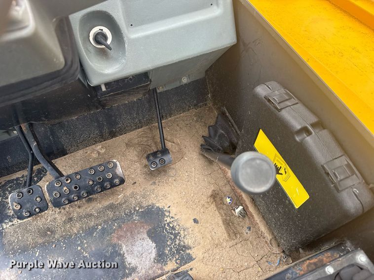 image for item ER2187 2005 JCB 506c HL telehandler