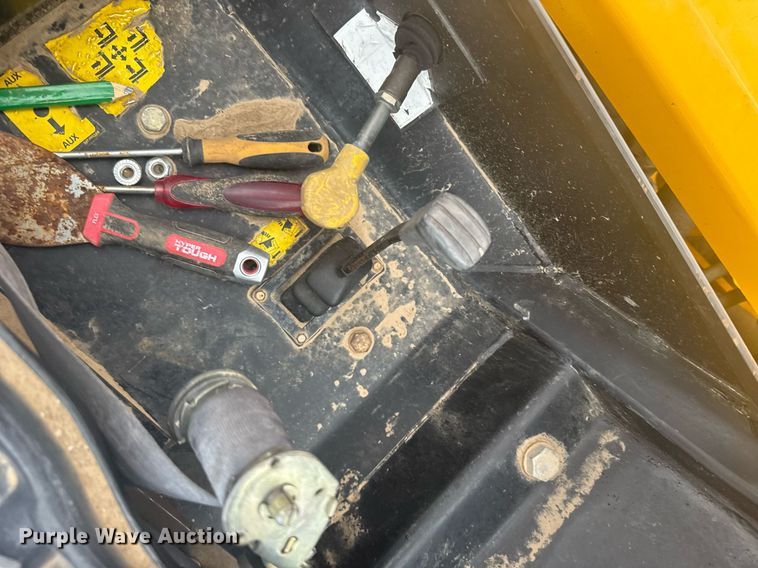 image for item ER2187 2005 JCB 506c HL telehandler