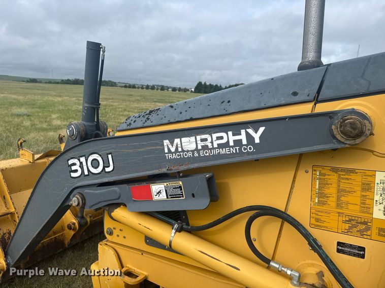image for item ER2188 2011 John Deere 310J backhoe