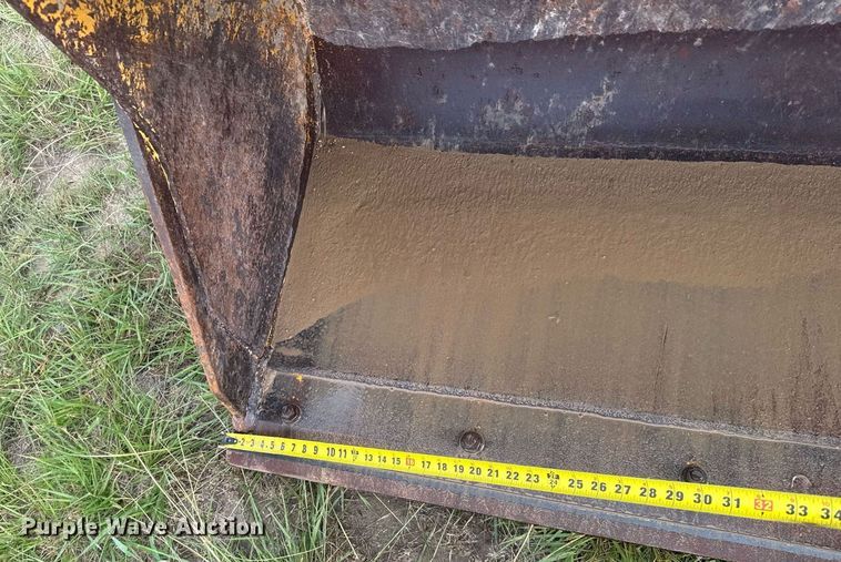 image for item ER2188 2011 John Deere 310J backhoe