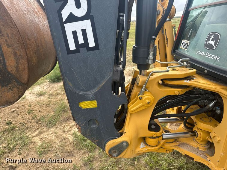 image for item ER2188 2011 John Deere 310J backhoe