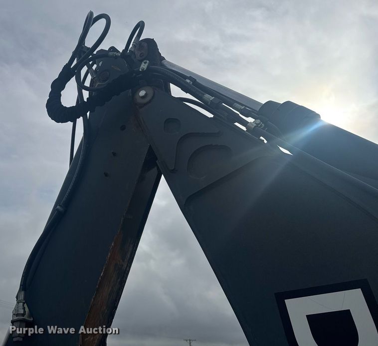 image for item ER2188 2011 John Deere 310J backhoe