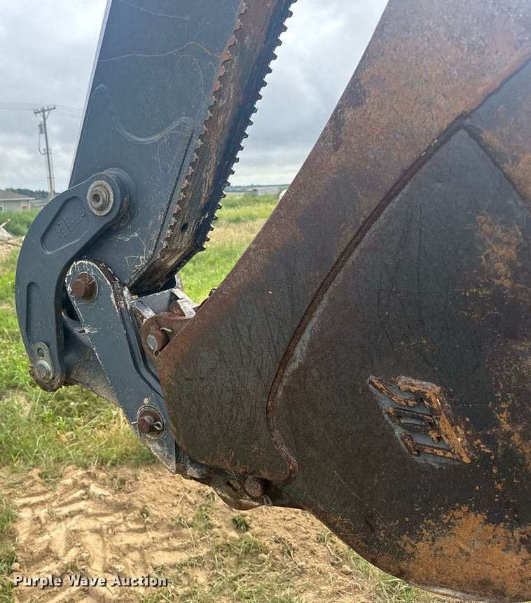 image for item ER2188 2011 John Deere 310J backhoe