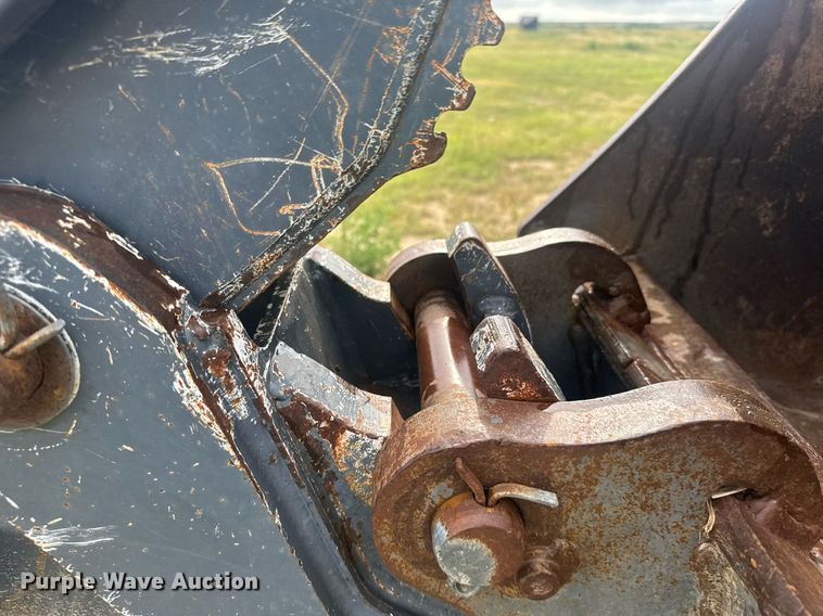 image for item ER2188 2011 John Deere 310J backhoe