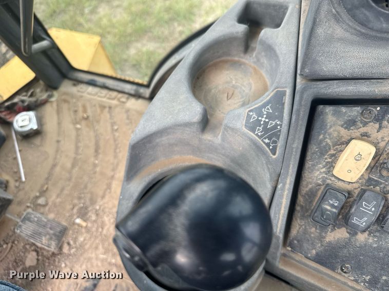 image for item ER2188 2011 John Deere 310J backhoe