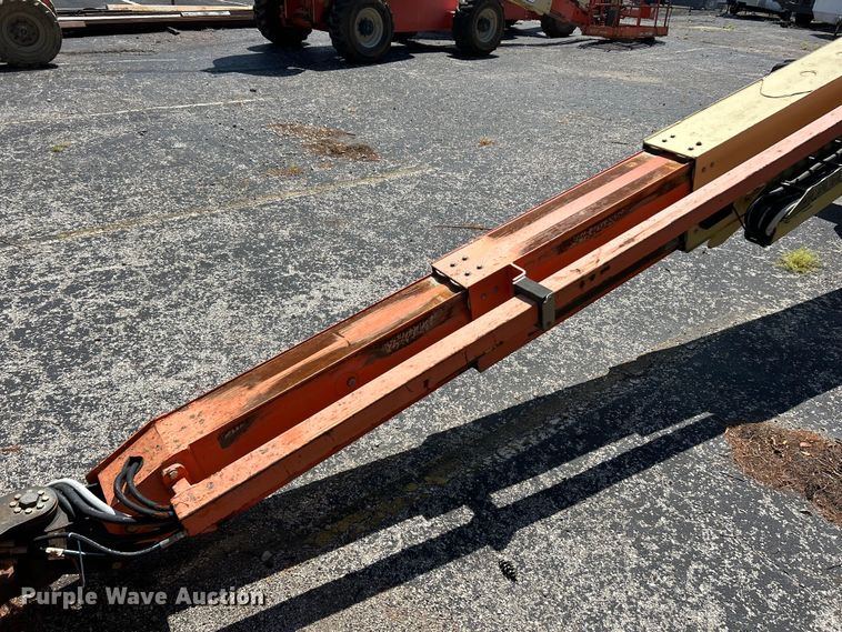 image for item ET3018 2005 JLG 600S boom lift