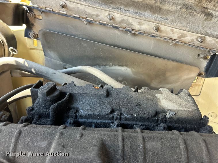 image for item ET3018 2005 JLG 600S boom lift