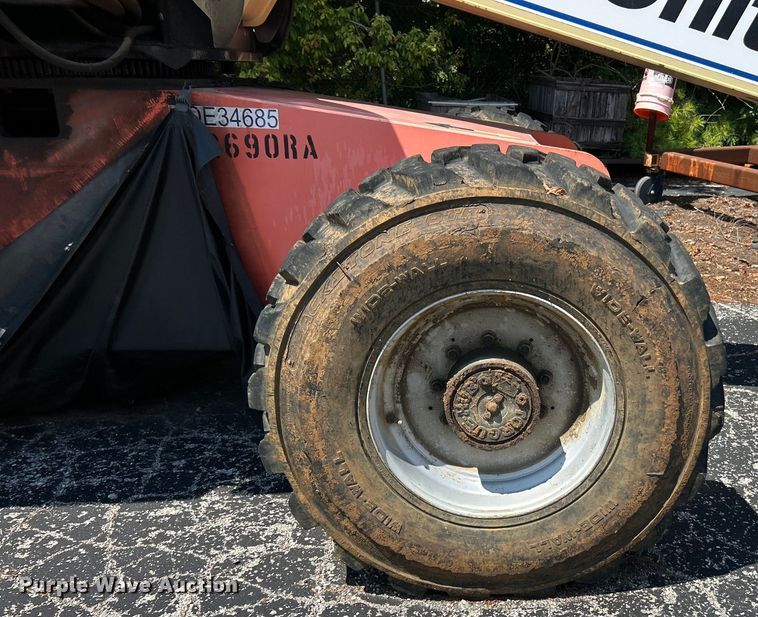 image for item ET3018 2005 JLG 600S boom lift