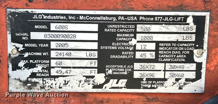 image for item ET3018 2005 JLG 600S boom lift