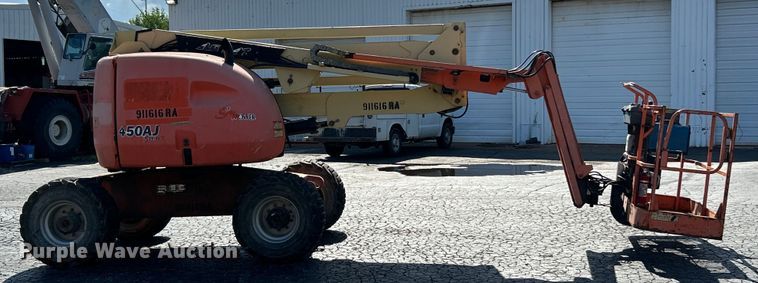 image for item ET3019 2012 JLG 450AJ Series II boom lift