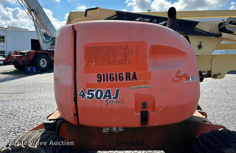 image for item ET3019 2012 JLG 450AJ Series II boom lift