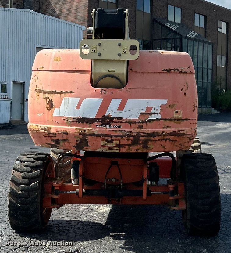 image for item ET3020 2006 JLG 600S boom lift