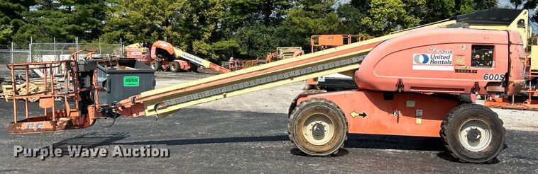 image for item ET3020 2006 JLG 600S boom lift