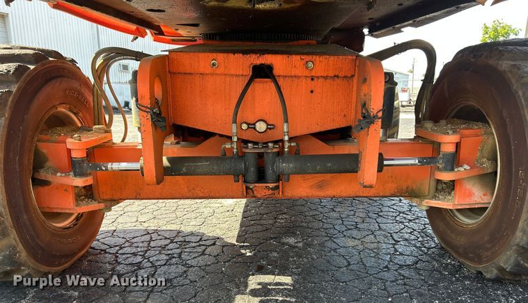 image for item ET3020 2006 JLG 600S boom lift