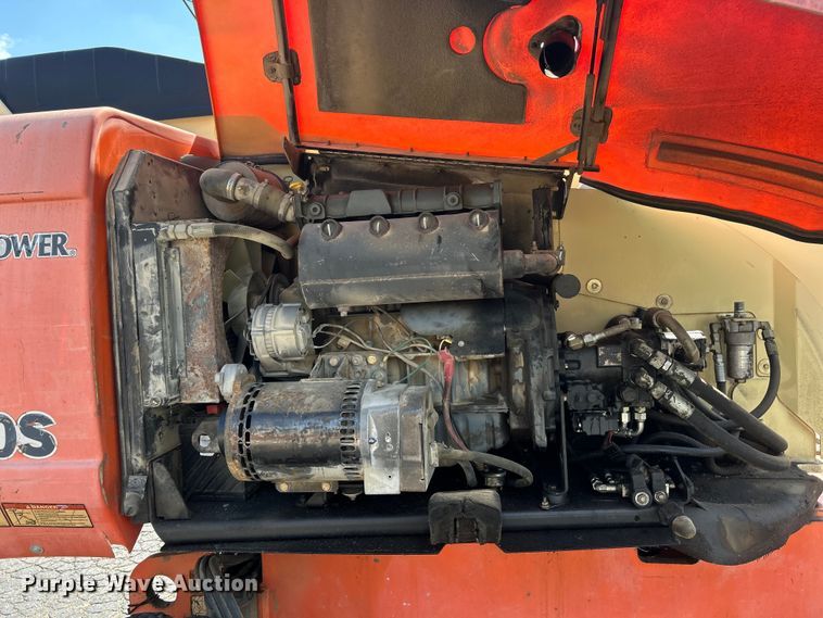 image for item ET3020 2006 JLG 600S boom lift