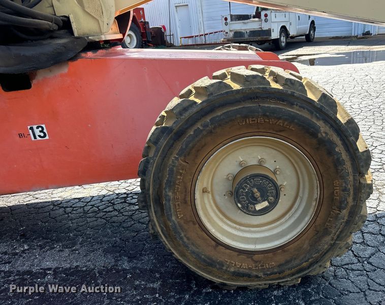 image for item ET3020 2006 JLG 600S boom lift