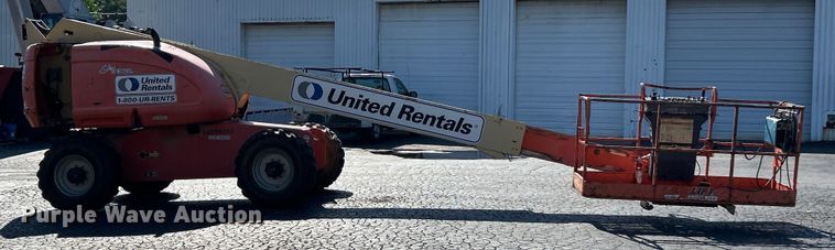 image for item ET3021 2005 JLG 600S boom lift