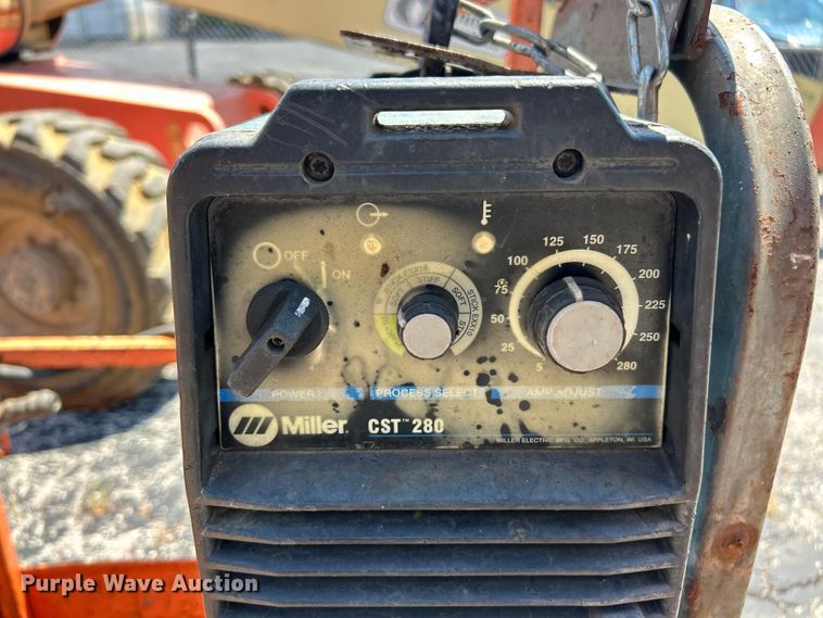 image for item ET3021 2005 JLG 600S boom lift