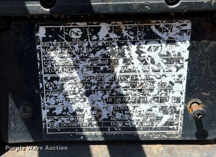 image for item ET3021 2005 JLG 600S boom lift