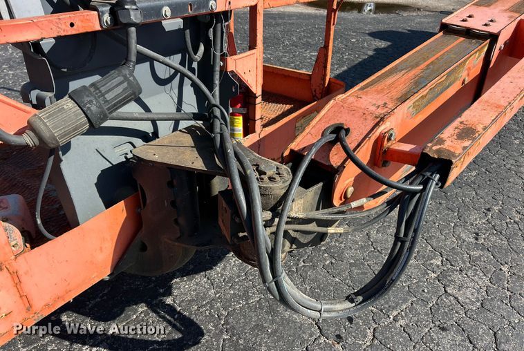 image for item ET3021 2005 JLG 600S boom lift