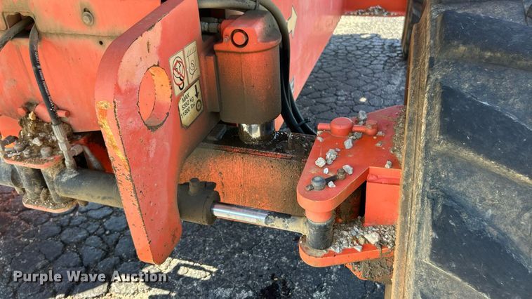 image for item ET3021 2005 JLG 600S boom lift