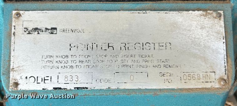 image for item ET3028 1995 Ford LN8000 tank truck