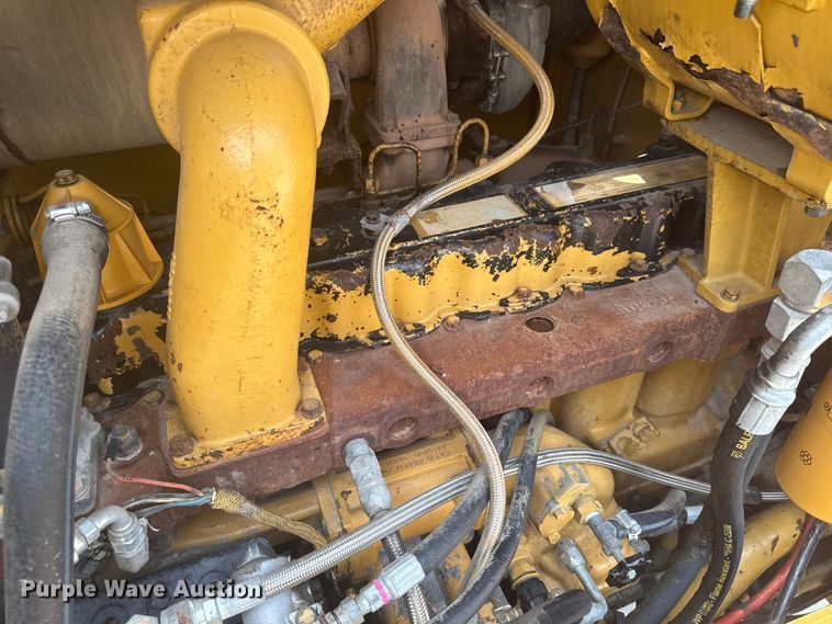 image for item ET8510 2001 Caterpillar 140H motor grader