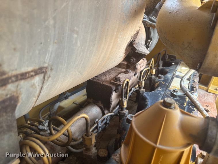 image for item ET8510 2001 Caterpillar 140H motor grader