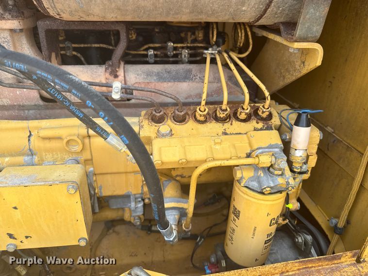 image for item ET8510 2001 Caterpillar 140H motor grader