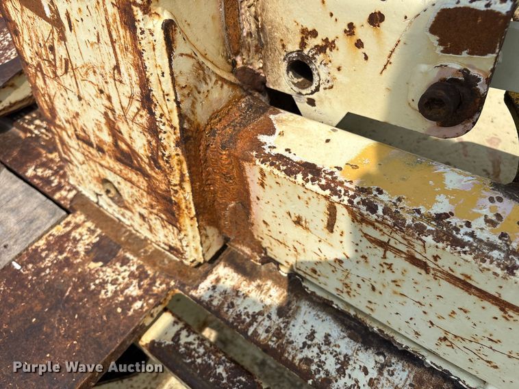 image for item ET8511 1998 Trail King TK100HDG-503 lowboy equipment trailer