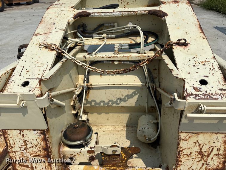 image for item ET8511 1998 Trail King TK100HDG-503 lowboy equipment trailer