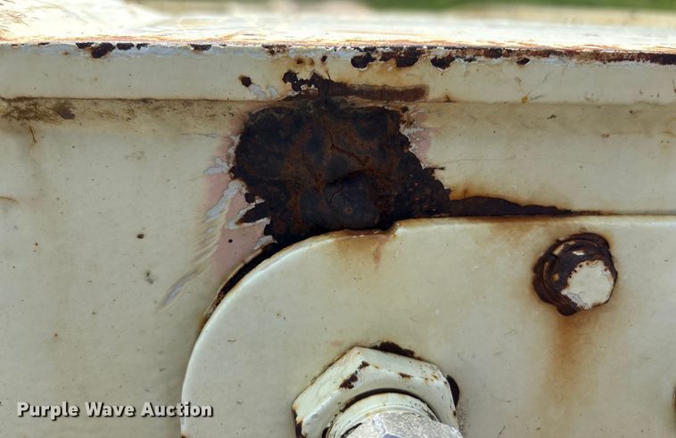 image for item ET8511 1998 Trail King TK100HDG-503 lowboy equipment trailer