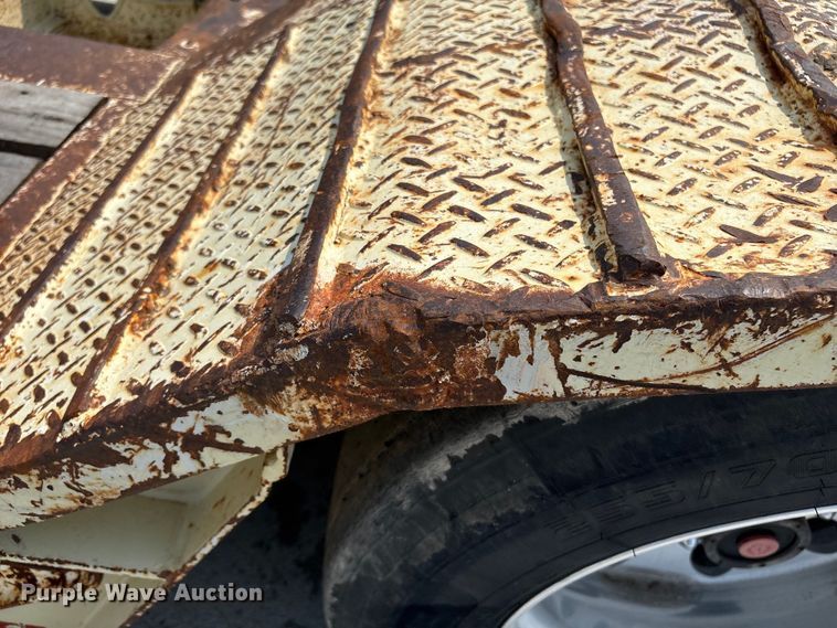 image for item ET8511 1998 Trail King TK100HDG-503 lowboy equipment trailer