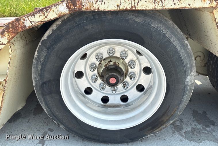 image for item ET8511 1998 Trail King TK100HDG-503 lowboy equipment trailer