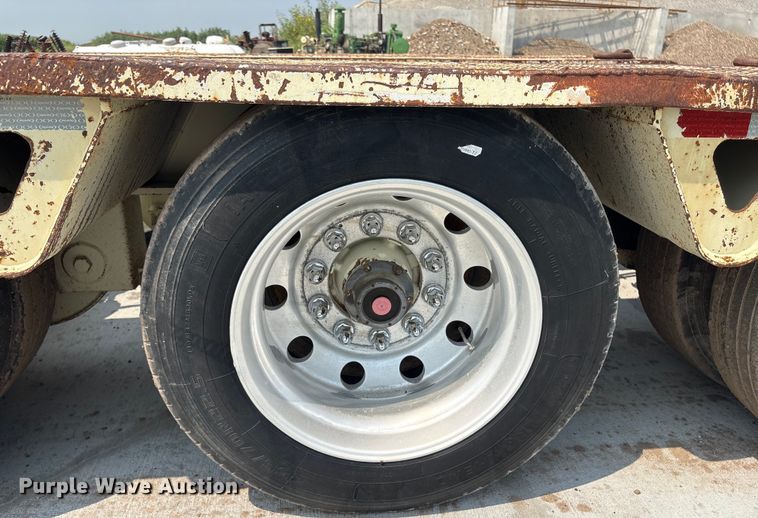 image for item ET8511 1998 Trail King TK100HDG-503 lowboy equipment trailer