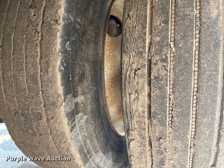 image for item ET8511 1998 Trail King TK100HDG-503 lowboy equipment trailer