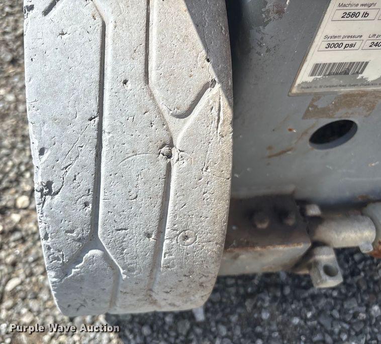 image for item ET8516 2013 Skyjack SJIII 3219 Scissor lift