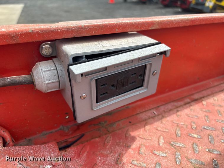 image for item ET8517 2013 Skyjack SJIII 3219 scissor lift